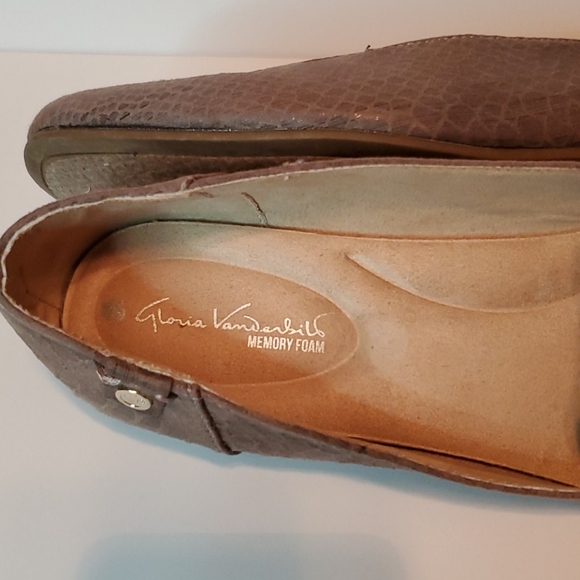 Snake print loafers - Picture 9 of 15